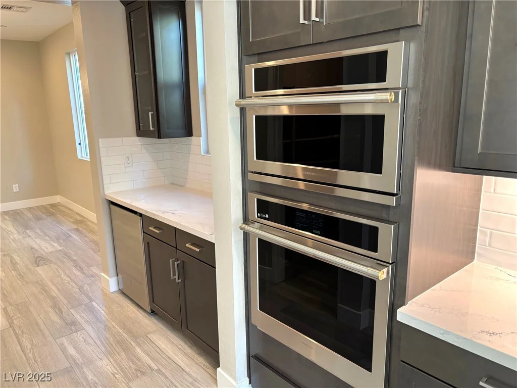 8795 Spencer Garrett, Las Vegas, NV 89113
