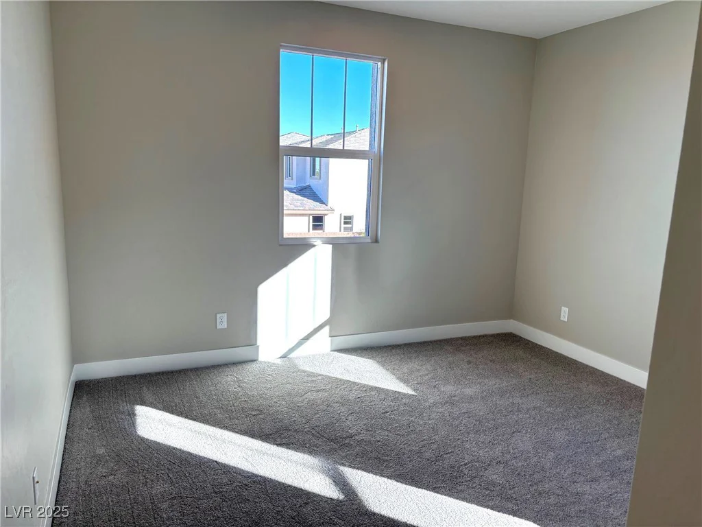 8795 Spencer Garrett, Las Vegas, NV 89113