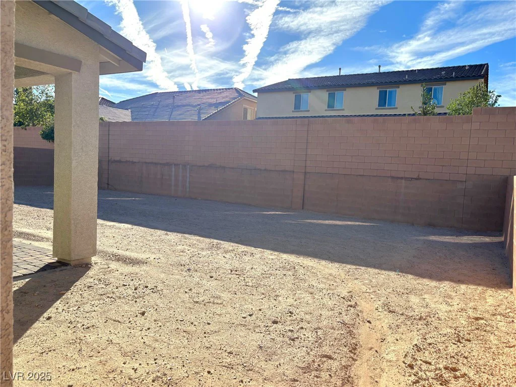 8795 Spencer Garrett, Las Vegas, NV 89113