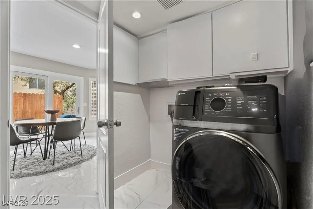 9416 Rolling Ridge, Las Vegas, NV 89134
