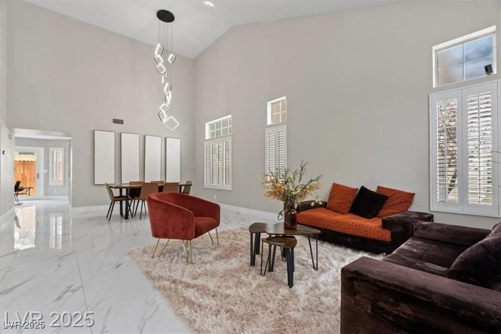 9416 Rolling Ridge, Las Vegas, NV 89134