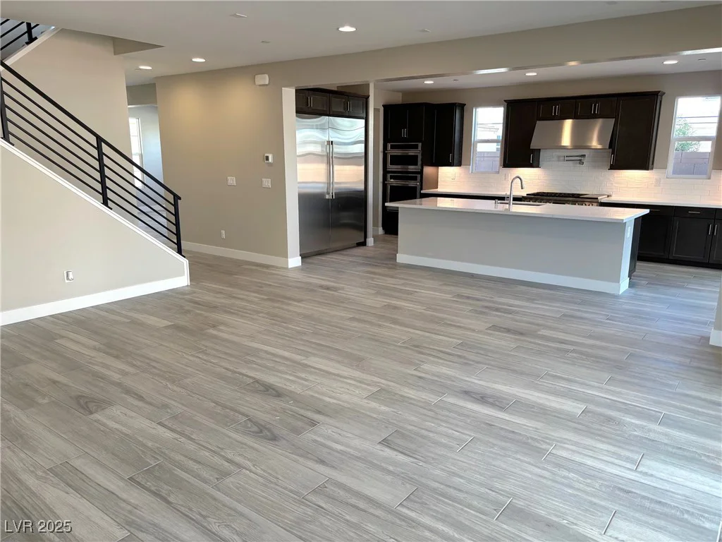 8518 Brian Strange, Las Vegas, NV 89113