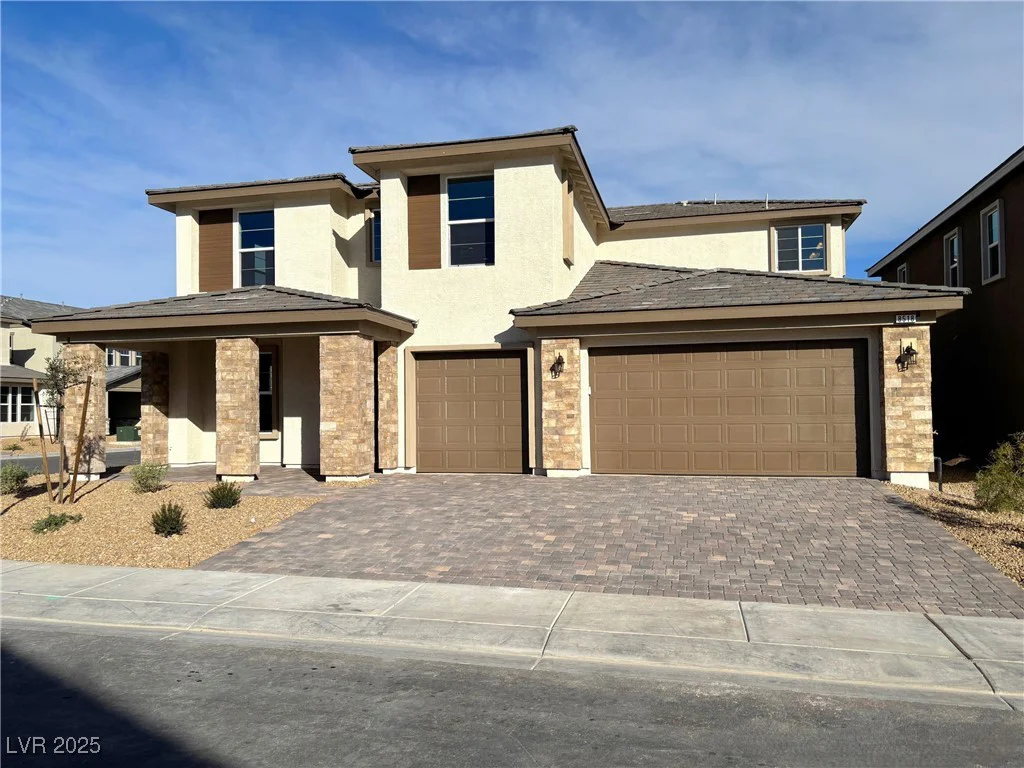 8518 Brian Strange, Las Vegas, NV 89113