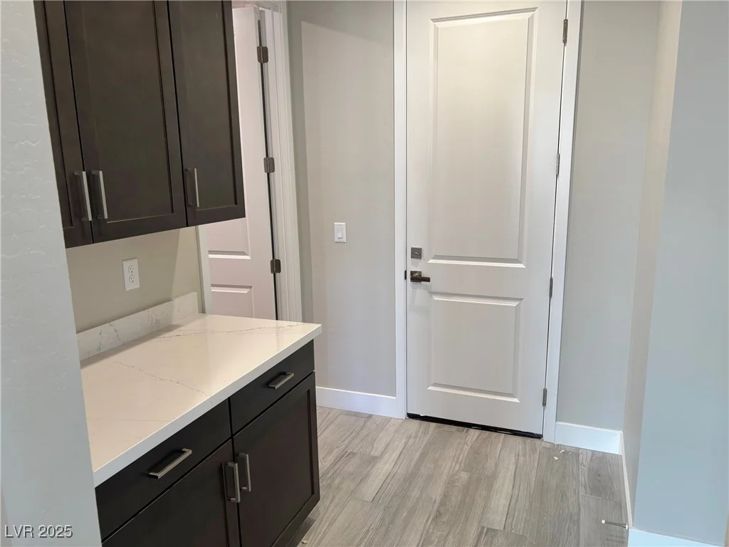8518 Brian Strange, Las Vegas, NV 89113