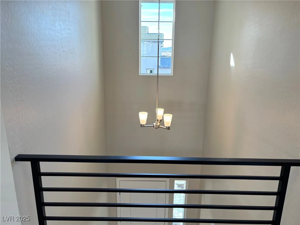 8518 Brian Strange, Las Vegas, NV 89113