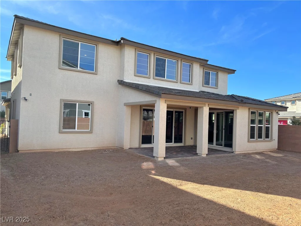 8518 Brian Strange, Las Vegas, NV 89113