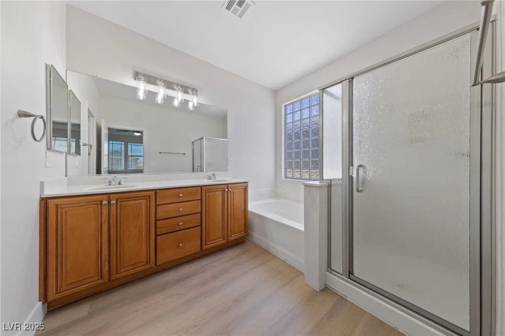 6449 Lake Scene, Las Vegas, NV 89148