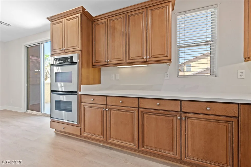 6449 Lake Scene, Las Vegas, NV 89148