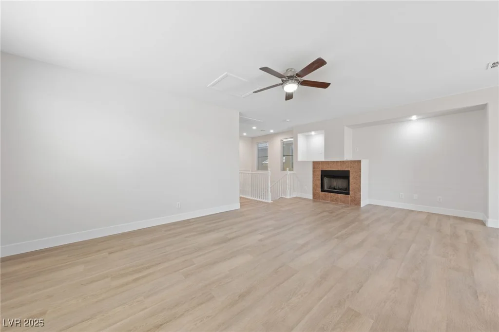 6449 Lake Scene, Las Vegas, NV 89148