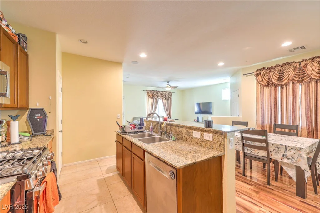 936 Aspen Cliff, Henderson, NV 89011