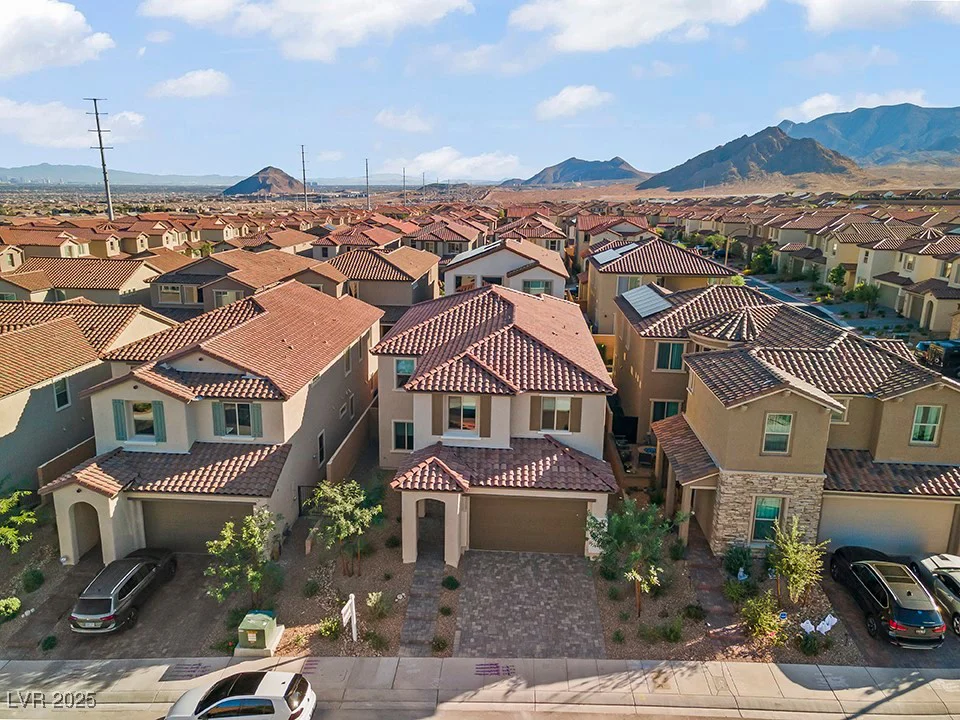 10851 Hanwicke Harbor, Las Vegas, NV 89166