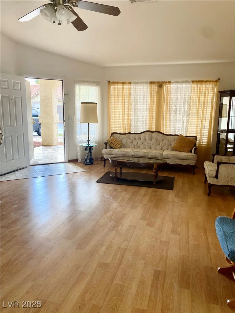 5364 Rhett, Las Vegas, NV 89130