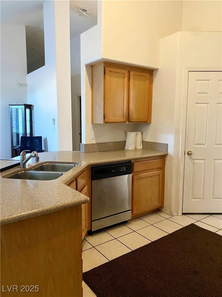 5364 Rhett, Las Vegas, NV 89130