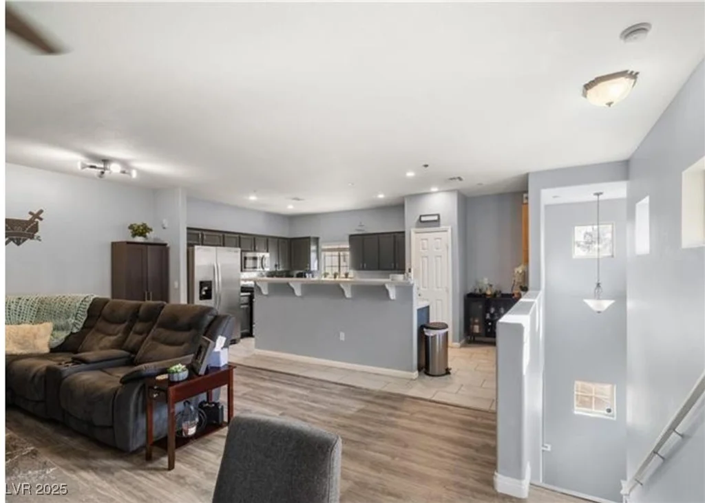 5940 Palmilla, North Las Vegas, NV 89031