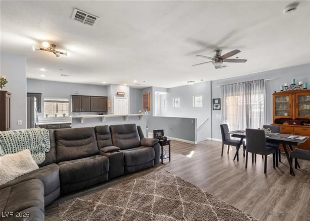 5940 Palmilla, North Las Vegas, NV 89031