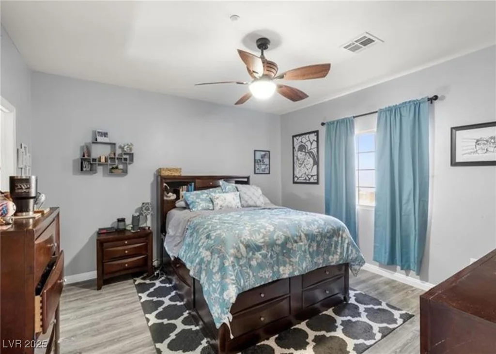 5940 Palmilla, North Las Vegas, NV 89031