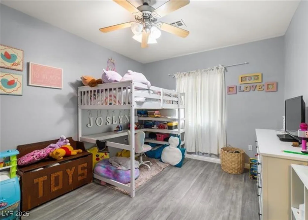5940 Palmilla, North Las Vegas, NV 89031