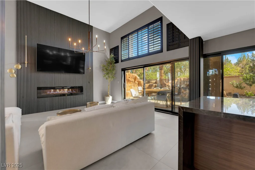 2320 Sunrise Meadows, Las Vegas, NV 89134