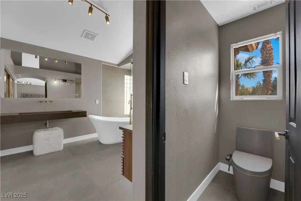 2320 Sunrise Meadows, Las Vegas, NV 89134