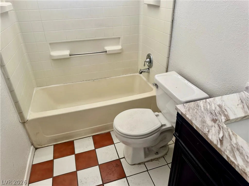 3724 Berg, North Las Vegas, NV 89030
