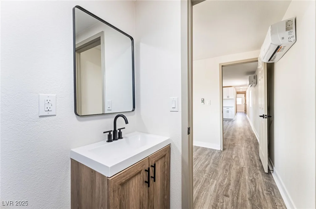 3220 Orr, North Las Vegas, NV 89030