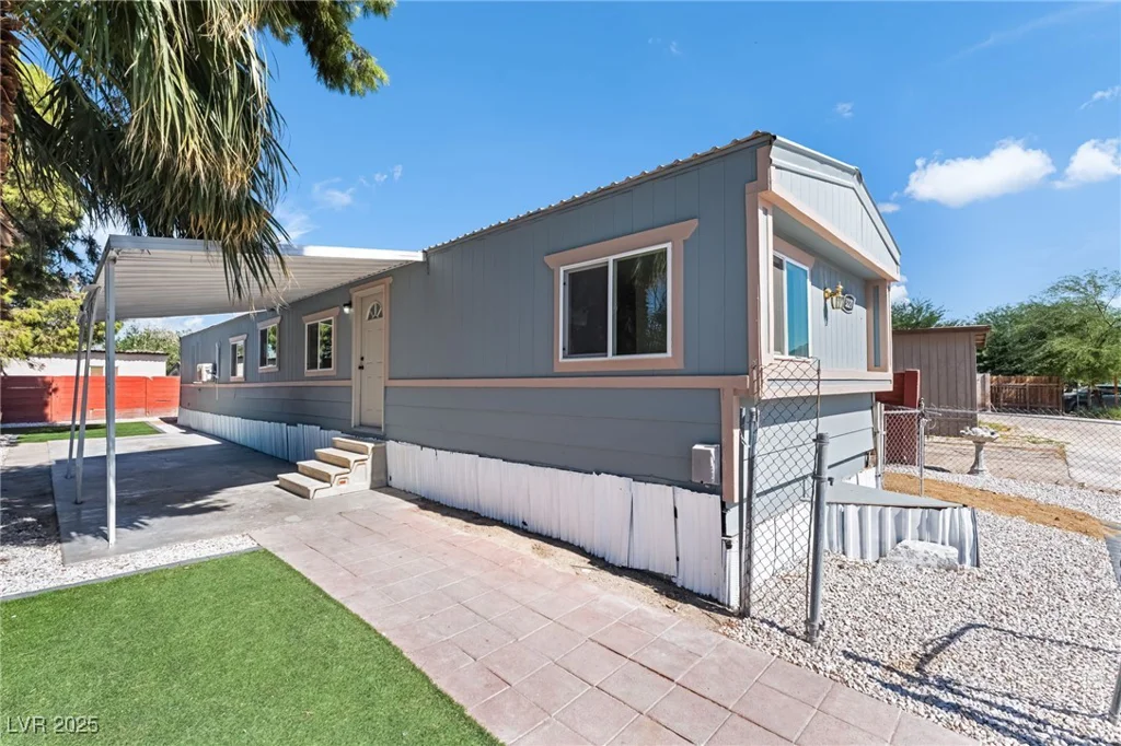 3220 Orr, North Las Vegas, NV 89030