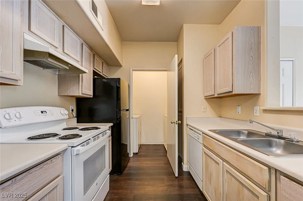 2615 Gary, Las Vegas, NV 89123
