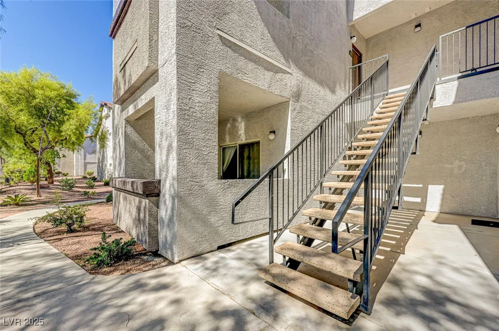2615 Gary, Las Vegas, NV 89123