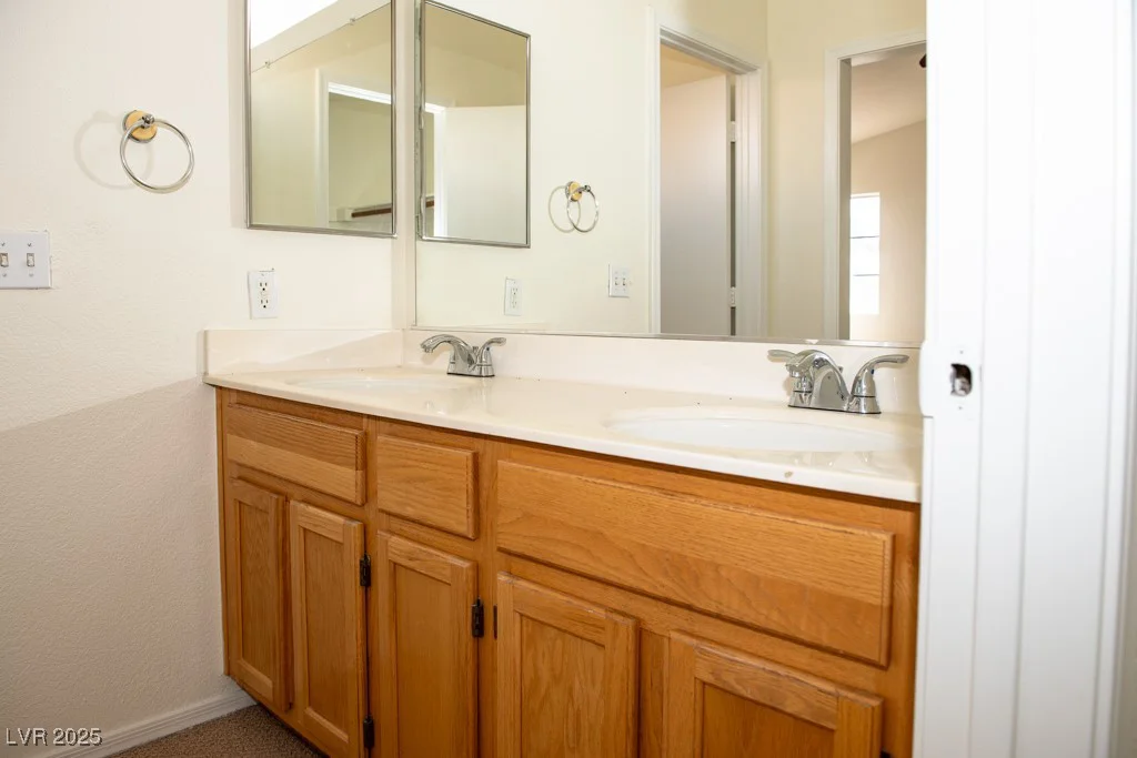 6984 Wineberry, Las Vegas, NV 89119