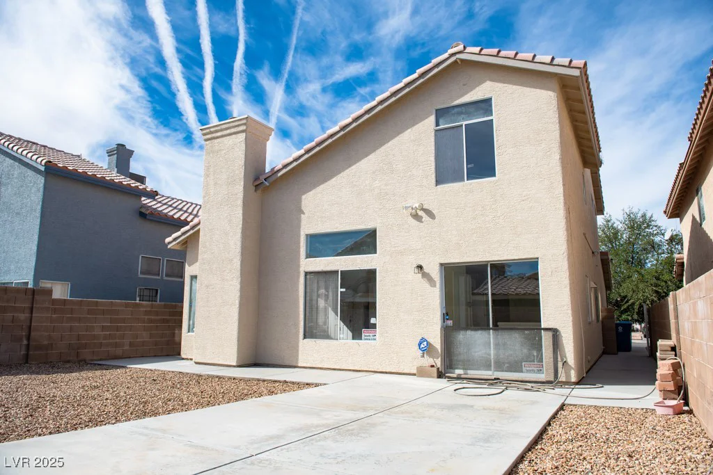 6984 Wineberry, Las Vegas, NV 89119