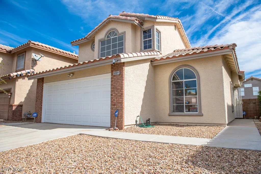 6984 Wineberry, Las Vegas, NV 89119