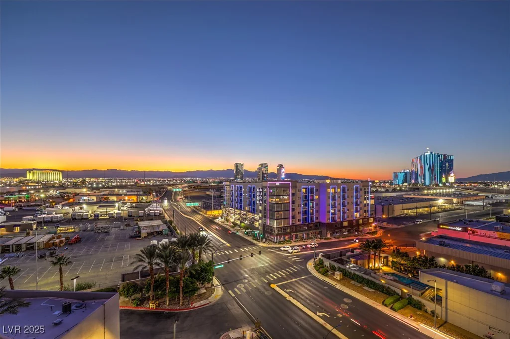 4525 Dean Martin, Las Vegas, NV 89103