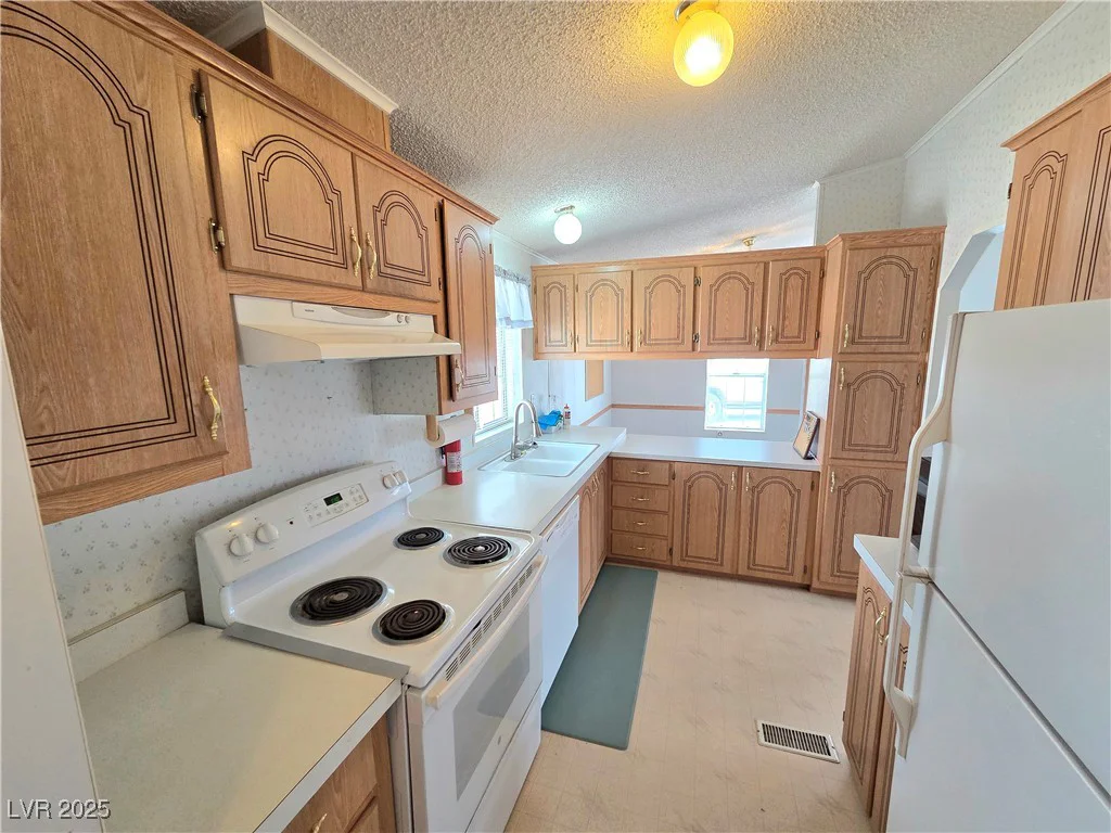 3480 Ramona, Pahrump, NV 89048