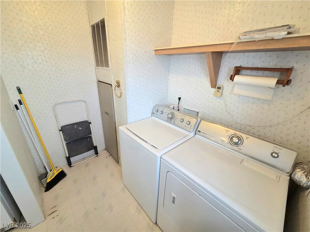 3480 Ramona, Pahrump, NV 89048