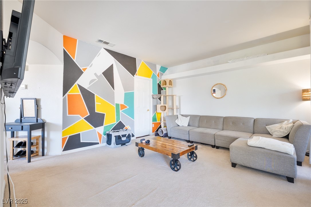 8400 White Eagle, Las Vegas, NV 89145