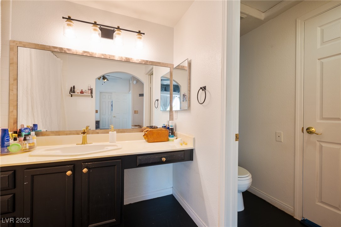 8400 White Eagle, Las Vegas, NV 89145