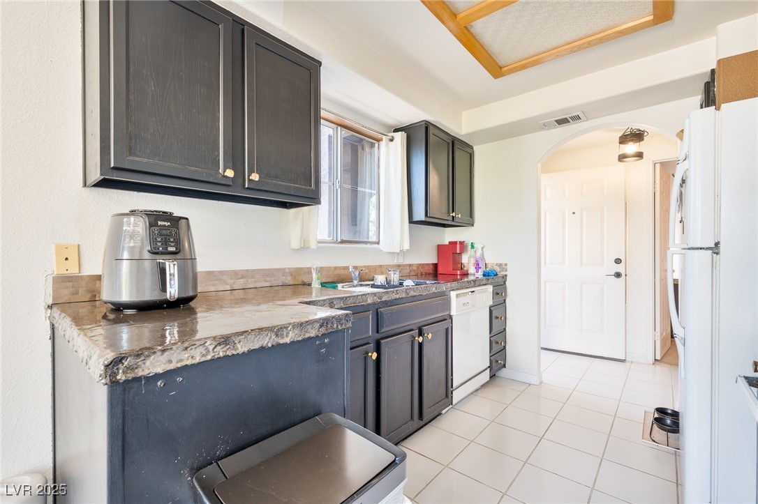 8400 White Eagle, Las Vegas, NV 89145