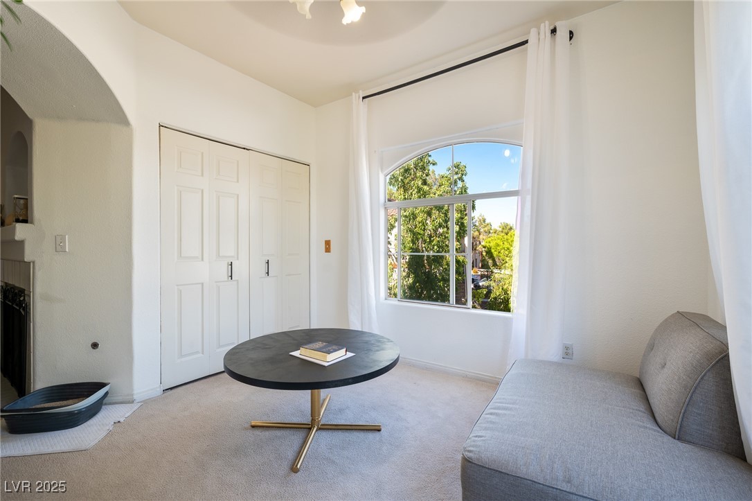 8400 White Eagle, Las Vegas, NV 89145