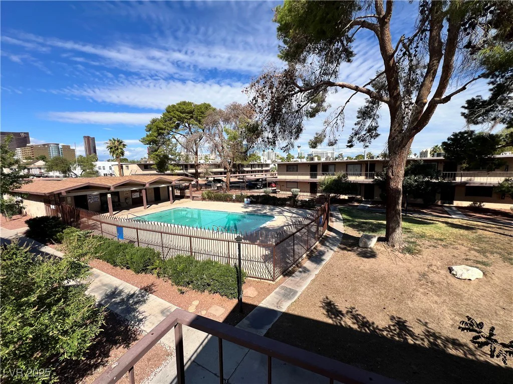 3720 Royal Crest, Las Vegas, NV 89119