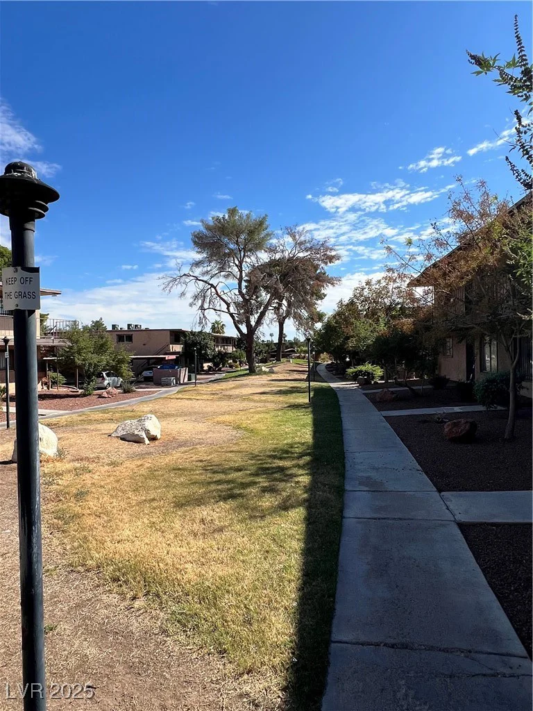 3720 Royal Crest, Las Vegas, NV 89119