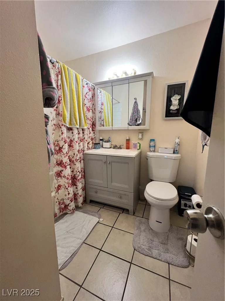 3720 Royal Crest, Las Vegas, NV 89119