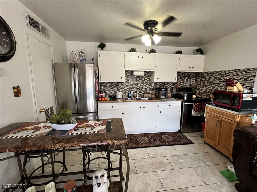 3720 Royal Crest, Las Vegas, NV 89119