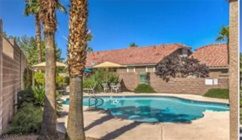 390 Rosado Springs, Henderson, NV 89014