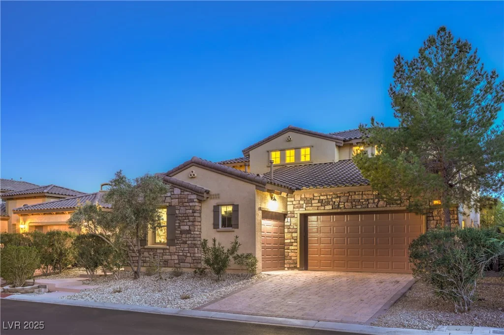 79 Rezzonico, Henderson, NV 89011
