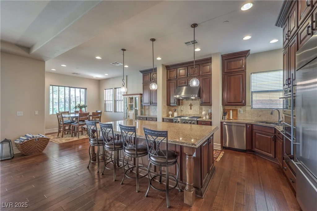 79 Rezzonico, Henderson, NV 89011