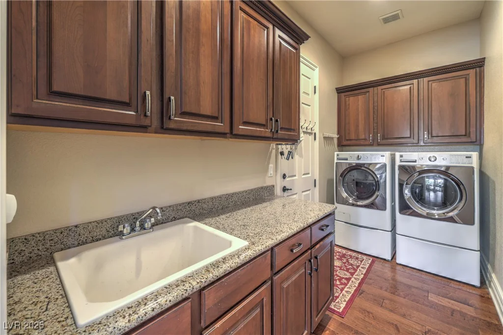 79 Rezzonico, Henderson, NV 89011