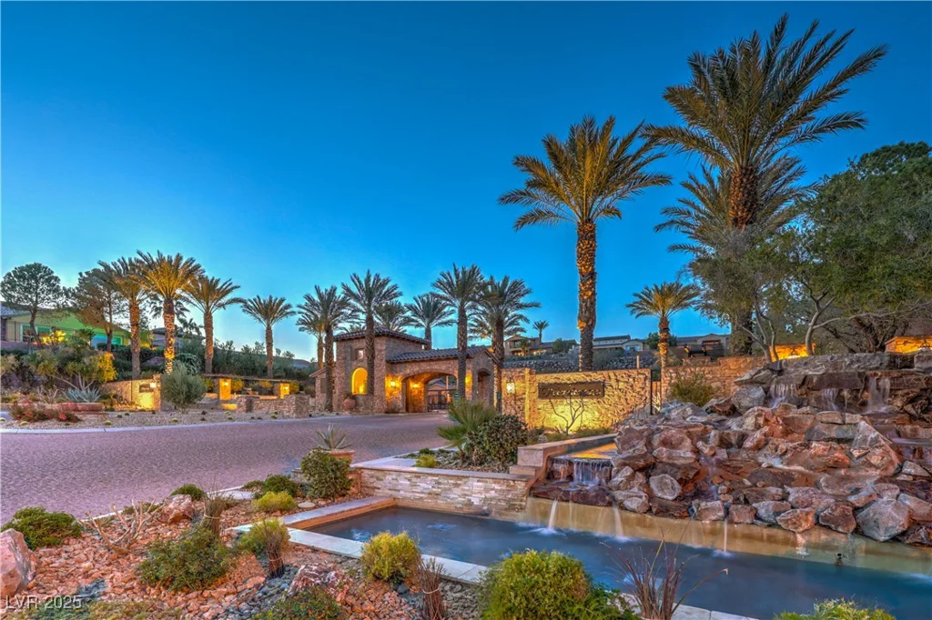 79 Rezzonico, Henderson, NV 89011