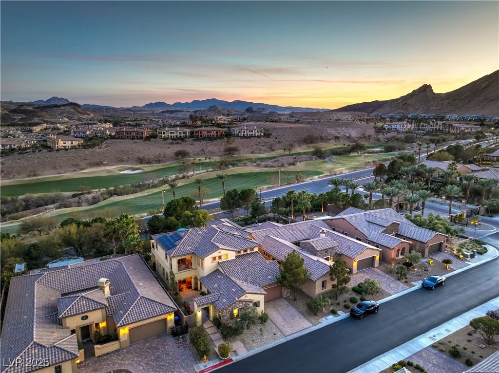 79 Rezzonico, Henderson, NV 89011