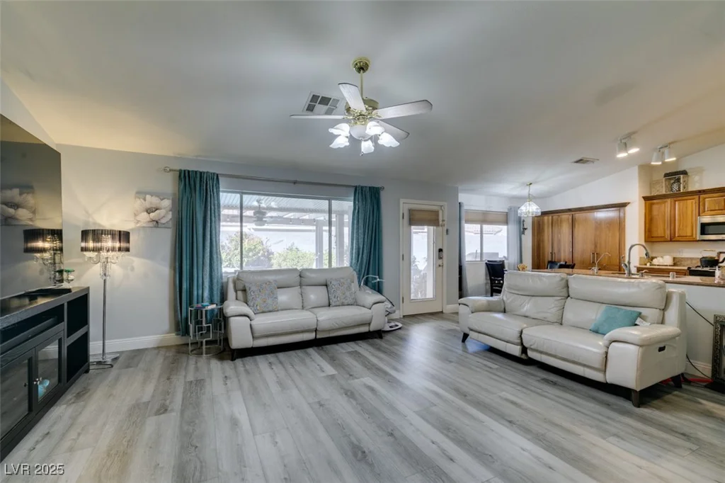 3519 Trotting Horse, North Las Vegas, NV 89032