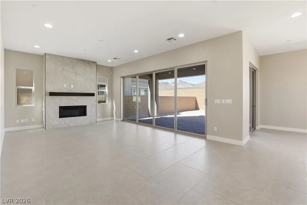 85 Vernalis, Las Vegas, NV 89138